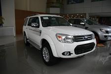 Ford Everest Limited 4x2 AT 2015