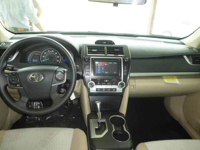 Ảnh Toyota Camry LE 2012