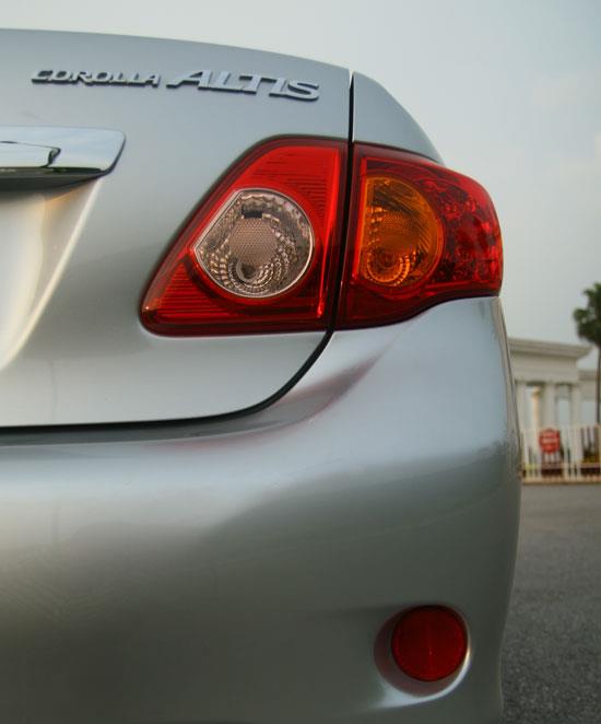 Ảnh Toyota Corolla Altis 1.8 AT 2009