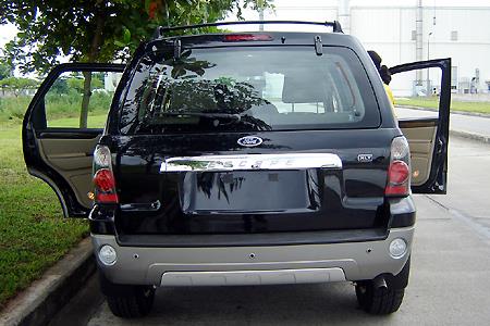 Ảnh Ford Escape XLS 2007