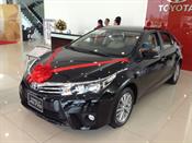 Toyota Corolla Altis 1.8G AT model 2015