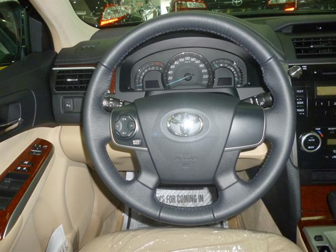 Ảnh Toyota Camry 2.0E 2012