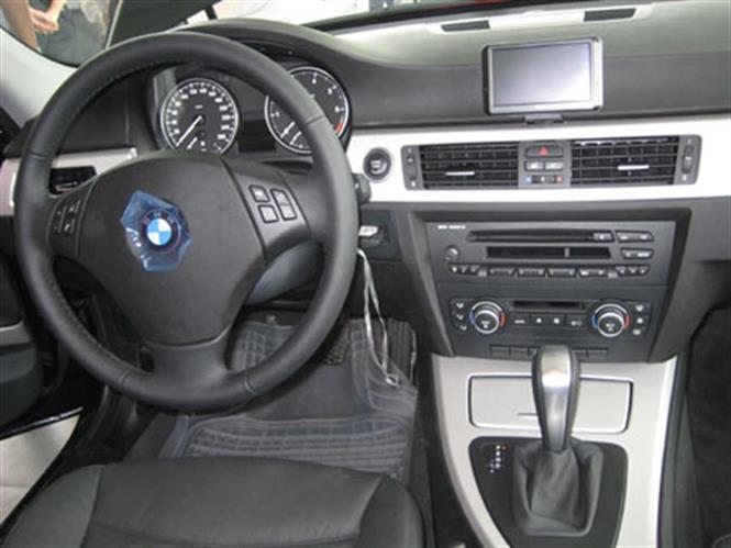 Ảnh BMW 3 Series 320i model 2010