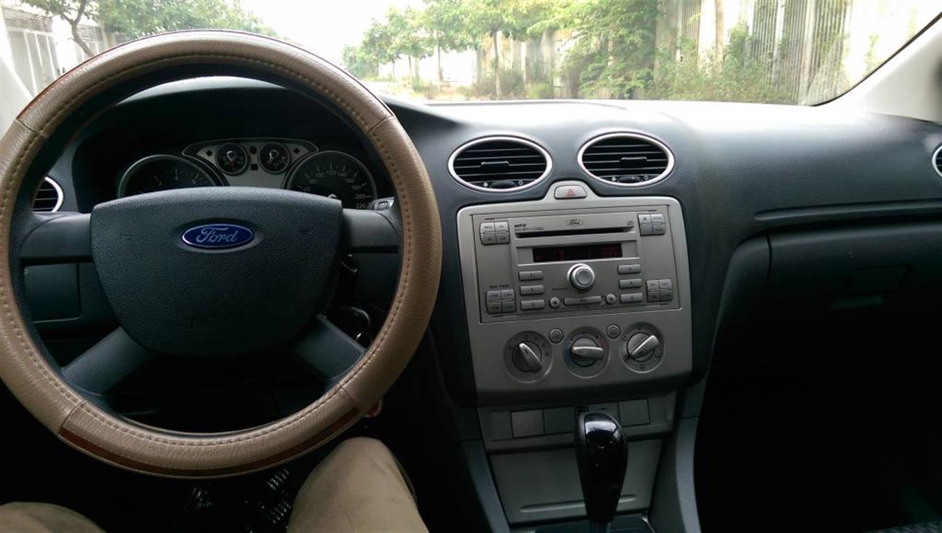 Ford Focus 1.8 Hatchback 2012