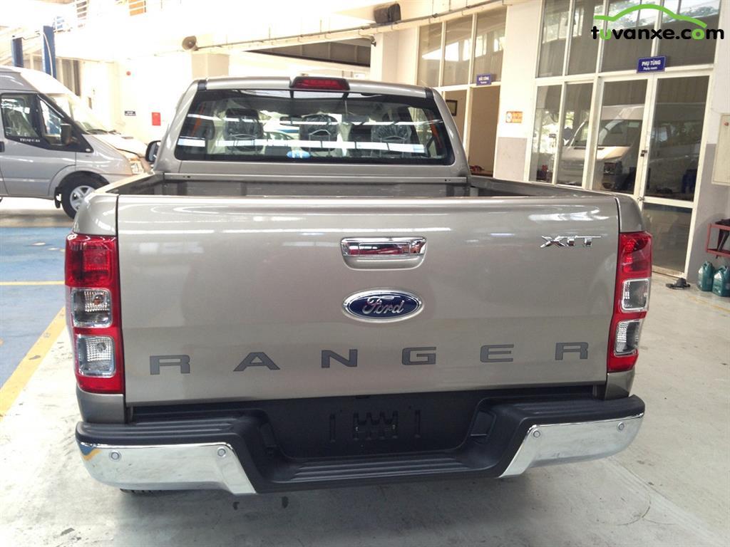 Ford Ranger XLT 2.2 MT 4x4 2017