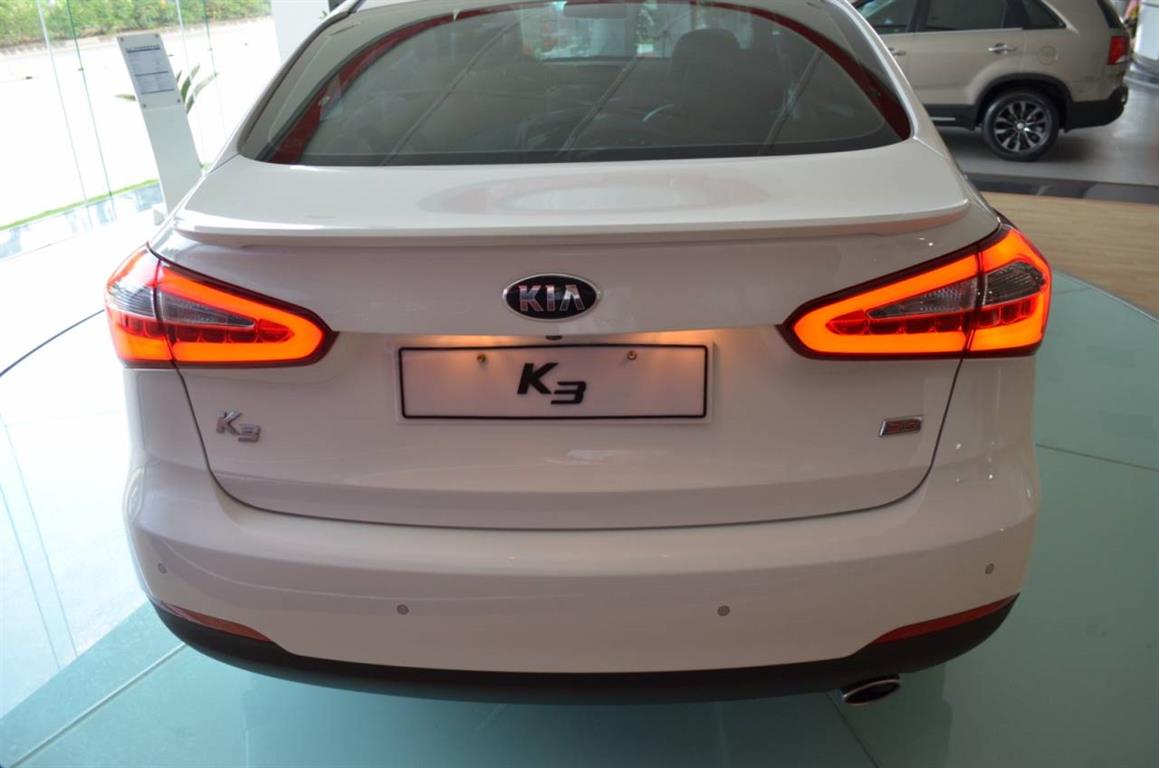 Kia K3 1.6 AT 2015