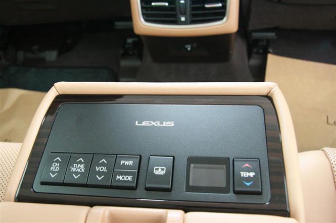 Ảnh Lexus ES 250 model 2016