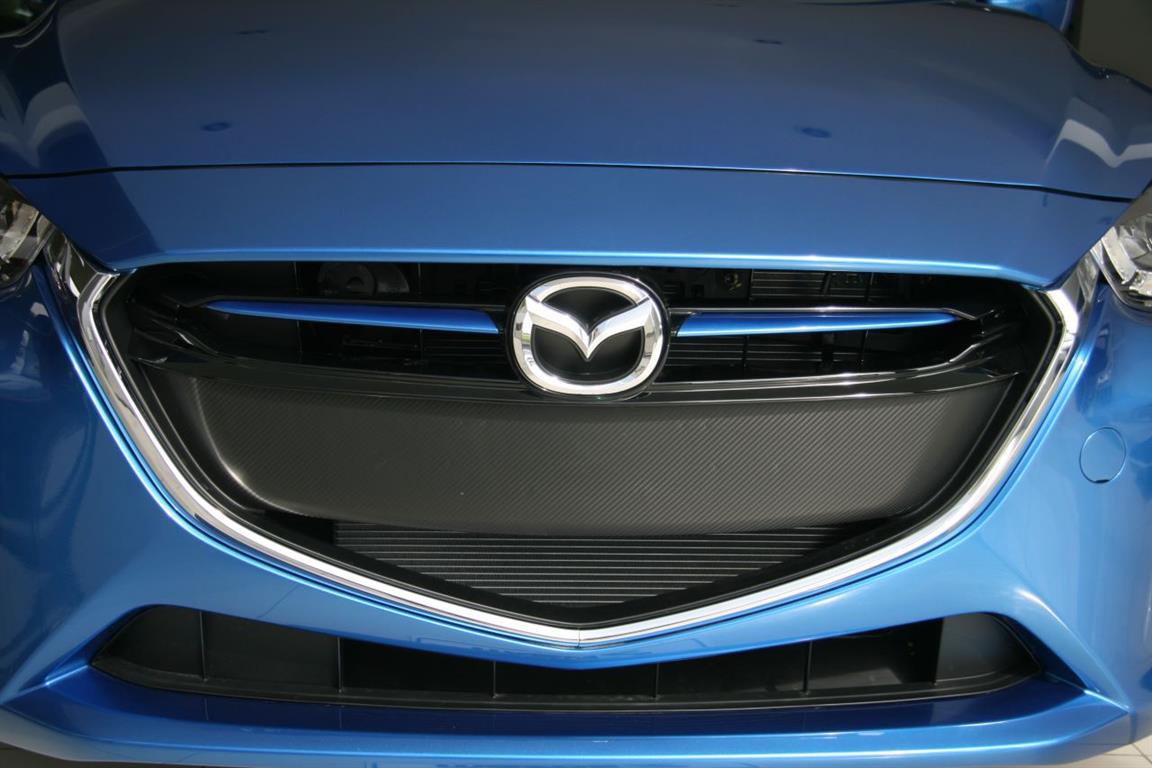 Mazda 2 hatchback 2015