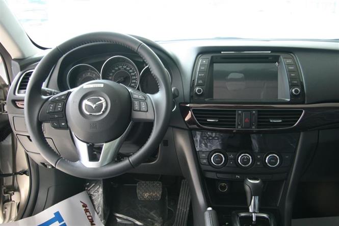 Ảnh Mazda 6 2.0 2015