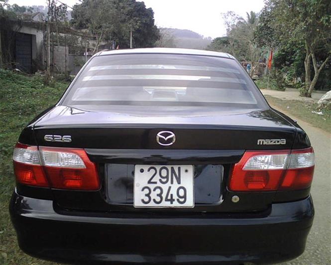 Ảnh Mazda 626 2001