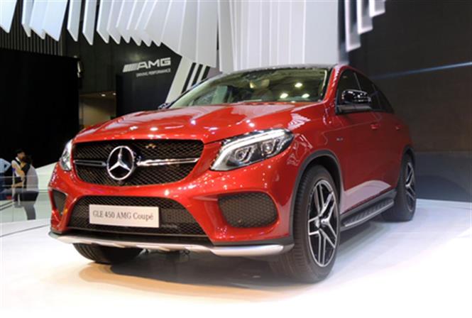 Ảnh Mercedes-Benz GLE-Class GLE 450 AMG 4Matic Coupe 2015