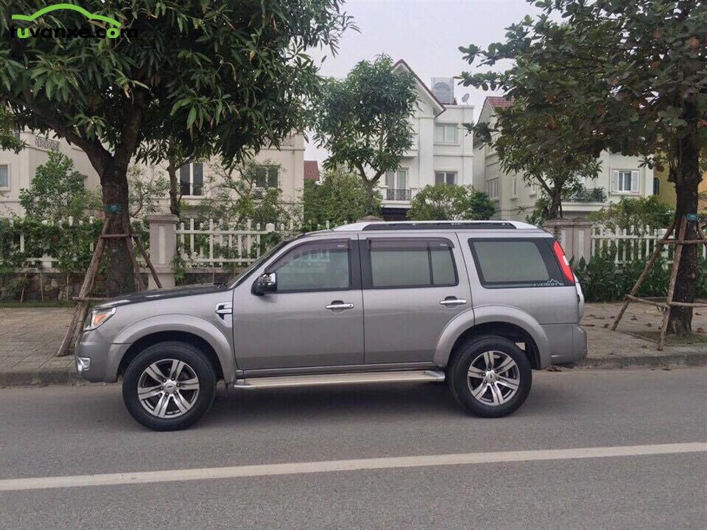 Ford Everest 4x2 AT 2013