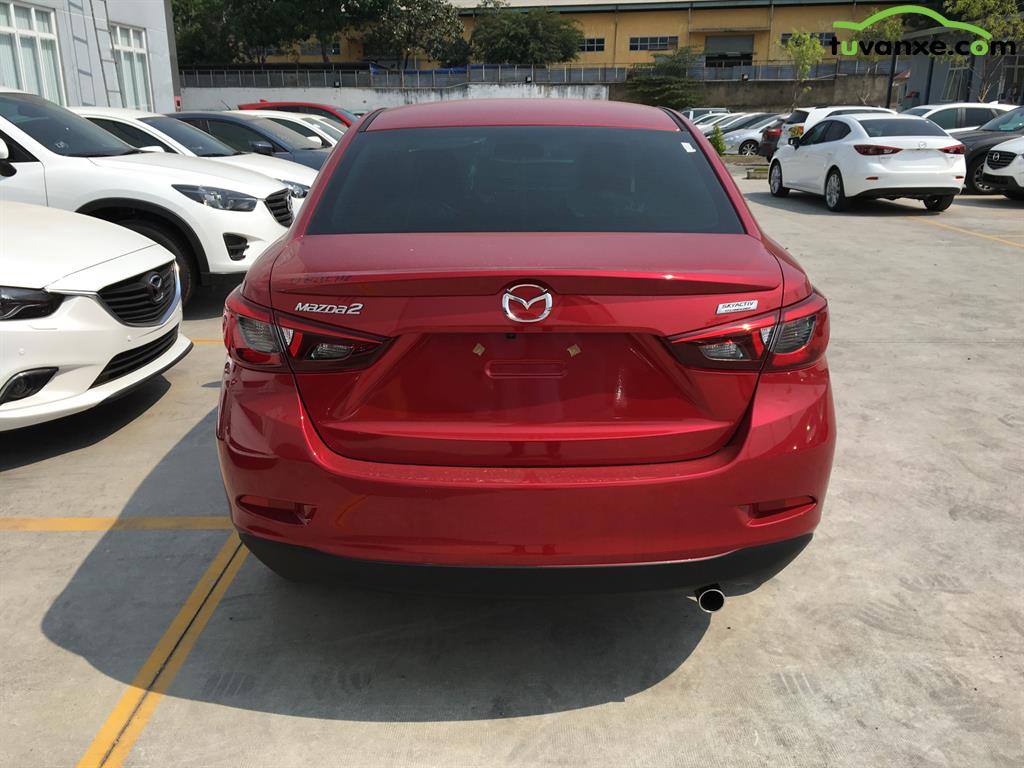 Mazda 2 sedan 2016