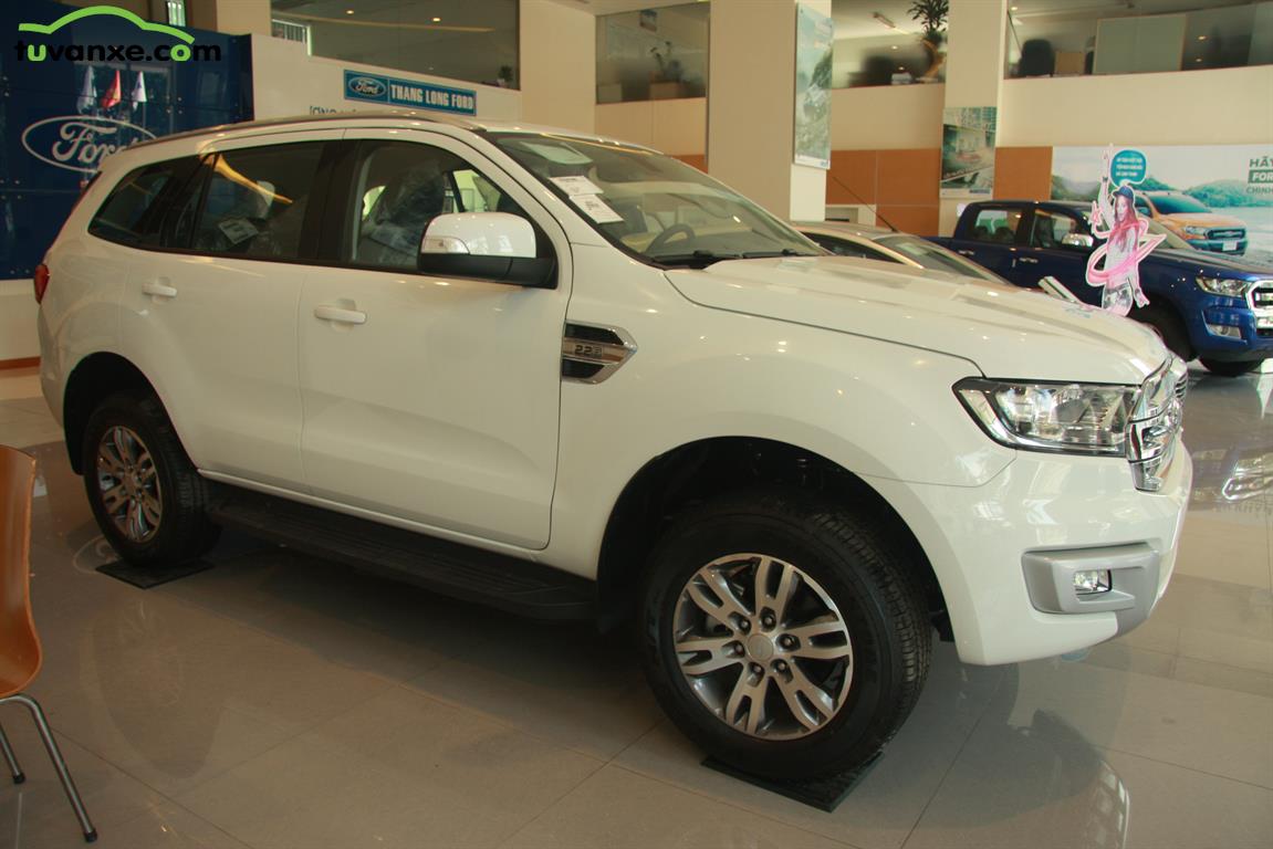 Ford Everest Trend 2.2 AT 4x2 2016