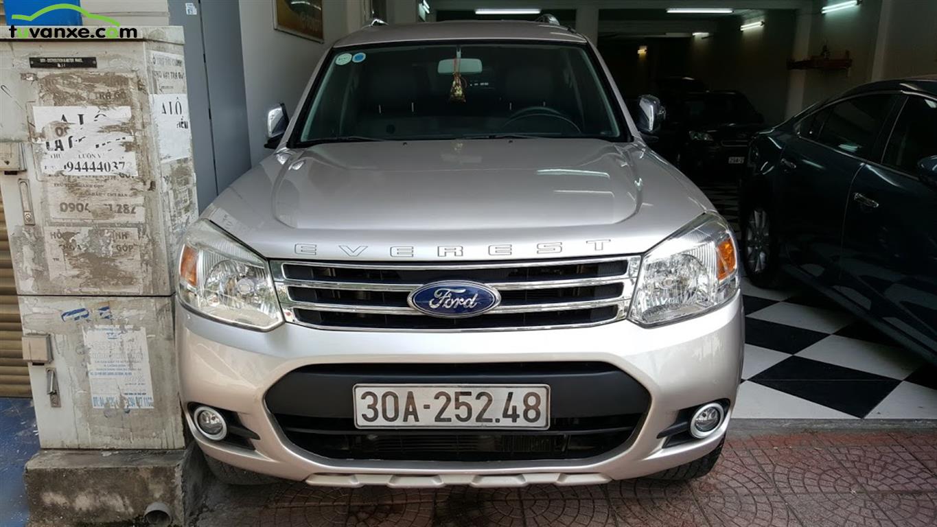 Ford Everest Limited 4X2 2014