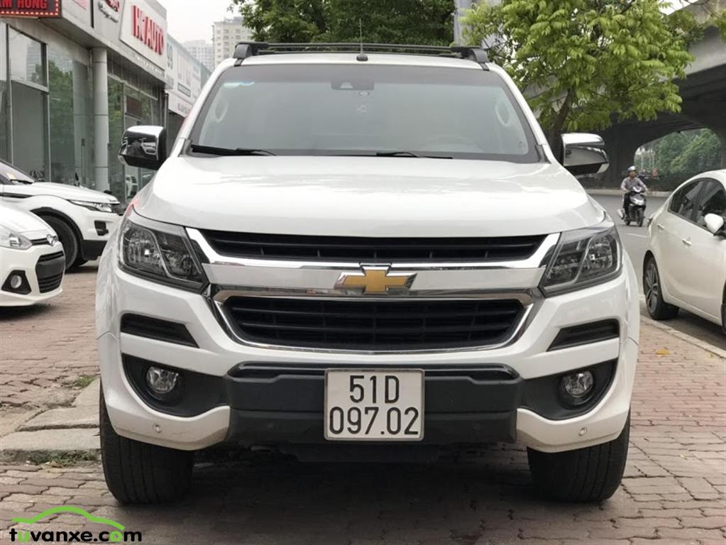 Chevrolet Colorado High Country 2.8 AT 4x4 model 2017