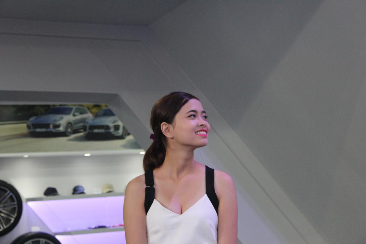 Người mẫu Việt khoe sắc tại Vietnam Motor Show 2015 51